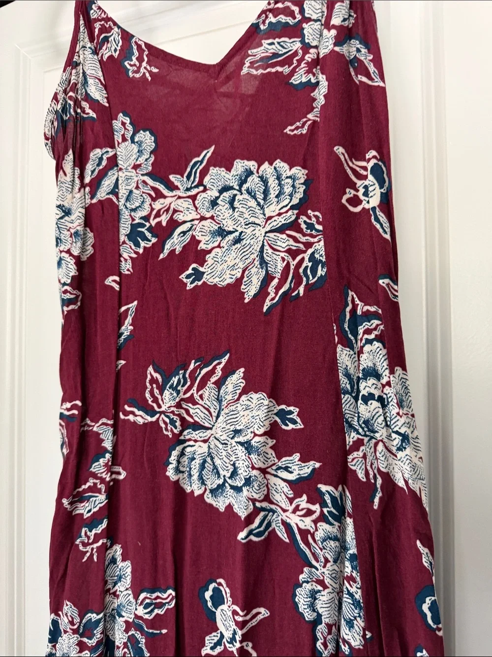 Abercrombie & Fitch lightweight slip